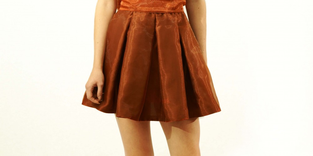 Vestido mini de lentejuelas y gasa cristal de color naranja