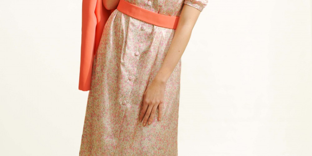 Vestido recto de seda estampado flores